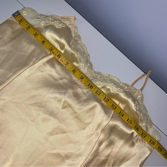 Vintage 90’s Victoria Secret Yellow Lace Lingerie Nightie Slit Night Gown Slip - Picture 7 of 9